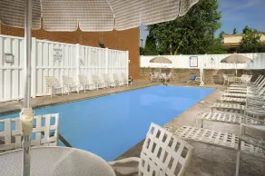Holiday Inn Express & Suites Charlottesville - Ruckersville by IHG - Pool