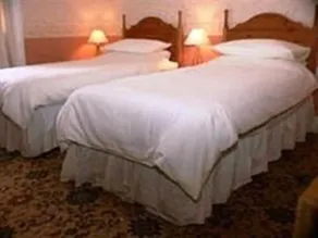 Cadwgan House - Room