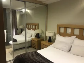 First Divine Suites - Hydro Park - Camera