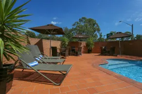 Best Western Plus Hovell Tree Inn - Pool