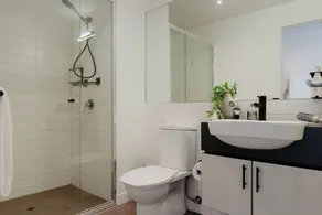 Punthill Essendon - Bathroom