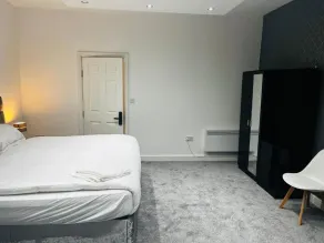 The Pleasant House - Habitación