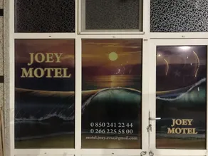 Joey Motel - Recepción