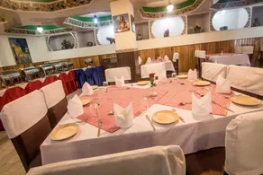 Central Hill Resort The Mall Road - Restaurant