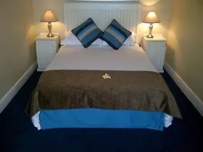 The Russel Hotel - Room