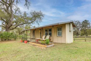 Cottage on 80-acre Farm Near WEC & Devil's Den - Interiör