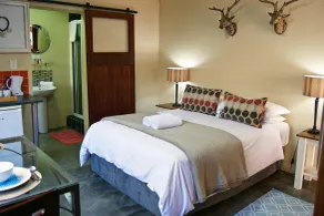 Pumleni Guesthouse - Room