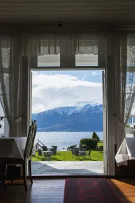 Leikanger Fjordhotel - Unike Hoteller - Restaurant
