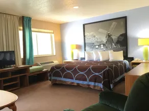 Super 8 by Wyndham Newburgh/West Point Stewart Intl Airport - Chambre