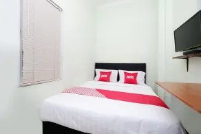 OYO 1815 Gatsu Residence - Habitación