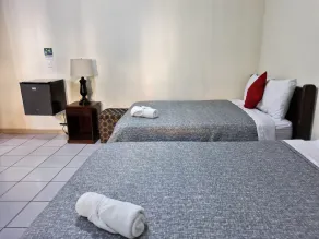 Hotel Sueños - Room