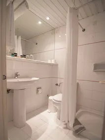 Canvas by Mitsis Messonghi - Salle de bain