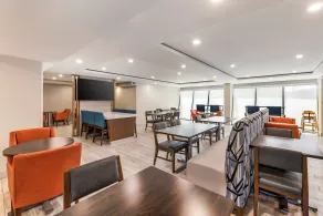 Holiday Inn Express Chicago-Downers Grove by IHG - Restaurant