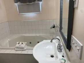 Taber Inn - Salle de bain