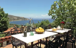 Stunning Home in Xiropigado With Wifi and 2 Bedrooms - Eksteriør