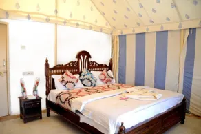 Oasis camp sam - Rom