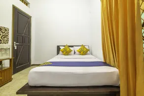 SPOT ON 2395 Hotel Aden 2 Syariah - Zimmer