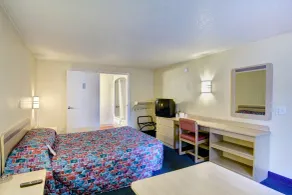 Knights Inn Burlington NC - Room