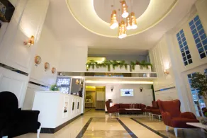 A Royal Suit Hotel - Reception