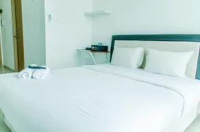 Nice And Cozy Studio At Tree Park City Apartment - Room