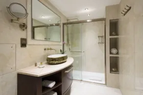 The George Street Hotel - Baño