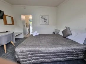Y Motels Yarraman - Room