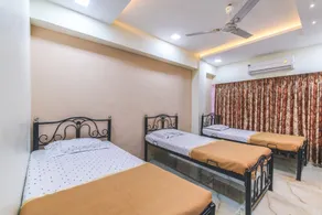 Hotel Nest In - Room