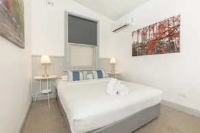 Dalziel Lodge - Room
