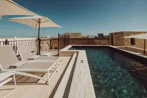 San Karlu - Pool