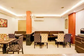 Fabhotel Suncity - Restaurant