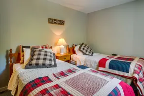 Washington Vacation Rental w/ Lake Access & Grill! - Værelse