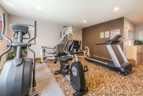 Quality Inn Burlington - Fitness facility