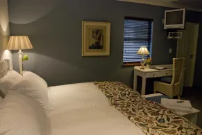 The Crown Guest House - Zimmer