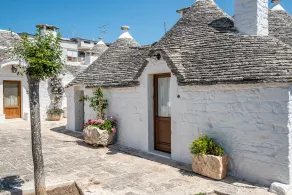 Trulli Holiday Albergo Diffuso - Rum