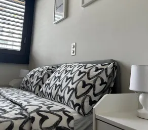 Lugano City Appartement à Cassarate face au lac, à 5min du centre - Chambre