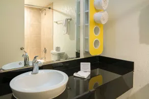 Motel 6-Tampa, FL - Fairgrounds - Bathroom