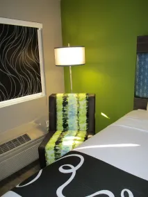 SureStay Plus Hotel by Best Western Point Richmond - Chambre