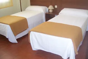 Hotel Restaurante Los Prados - Room