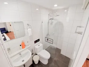 7 Days Premium Hotel at Icon Siam Station - No Parking - Salle de bain