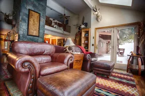 Bar W Guest Ranch - Coin salon dans le hall