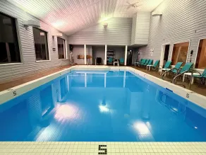 Americas Best Value Inn Saint Ignace - Basseng