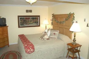 Big Yellow Inn - Chambre