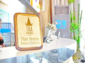 Bay Hotel Srinakarin - Réception
