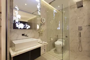 Signature Boutique Hotel - Bathroom