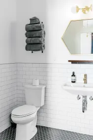 The Wyman Hotel - Bathroom