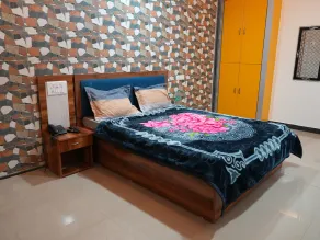 Hotel Nakshtra, Shrungartali - Zimmer