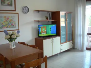 Beautiful Apartment For 5 People-swimming Pool-ac by Beahost Rentals - Wohnbereich