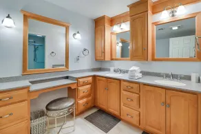 Lakefront Canandaigua Home w/ Dock & Kayak! - Innvendig