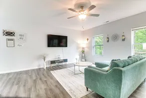 Stay & Play in Charlotte: Family Home w/ Deck - Interiör