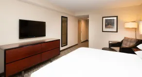 DoubleTree by Hilton Hotel and Suites Charleston Airport - Chambre